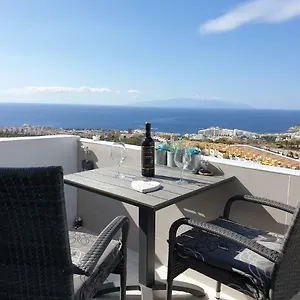 https://cozy-studio-in-costa-adeje.in-canary-islands.com